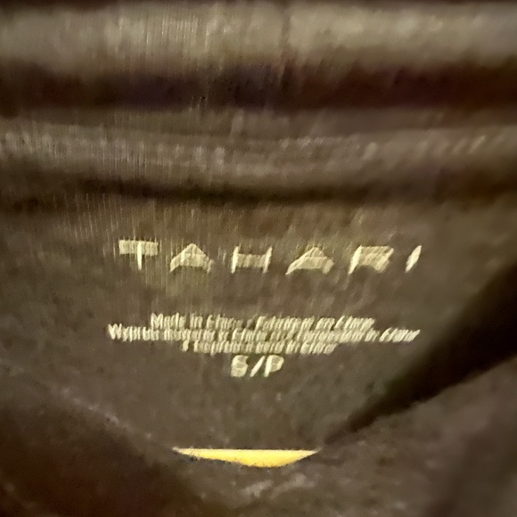 Tahari brand Women’s Long sleeve Mock Turtleneck Blouse Size:S/Color:Black - Picture 4 of 7